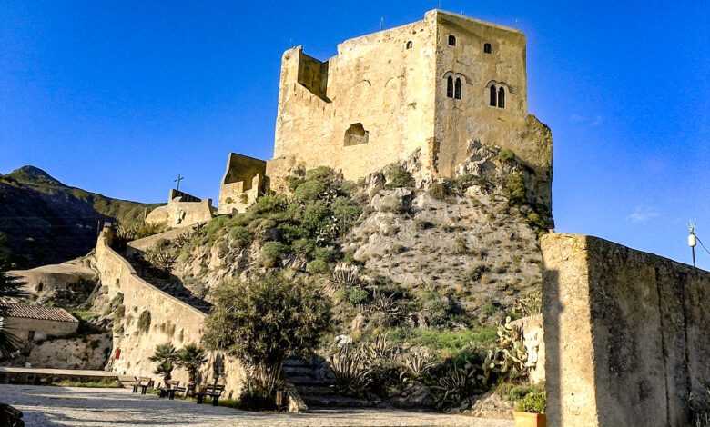 Castello Rufo Ruffo Scaletta Zanclea